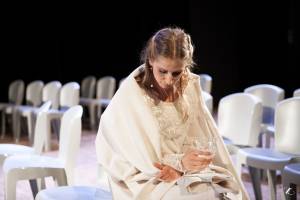 Véronique LARRUE - LARRUE VERONIQUE